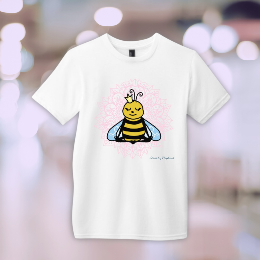 STRETCHY ELEPHANT "MEDITATING BEE" District Youth Very Important Tee