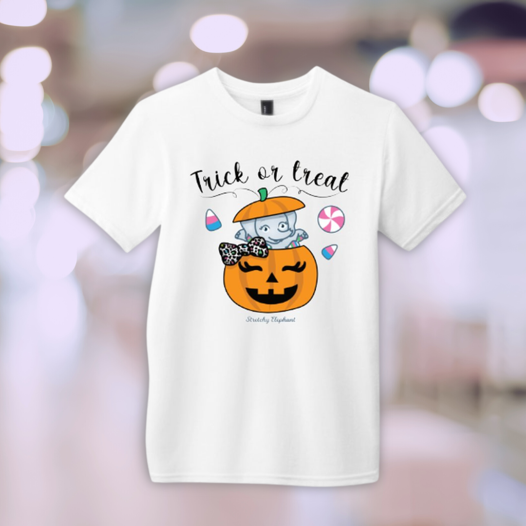 STRETCHY ELEPHANT "TRICK OR TREAT PUMPKIN" District Youth Very Important Tee