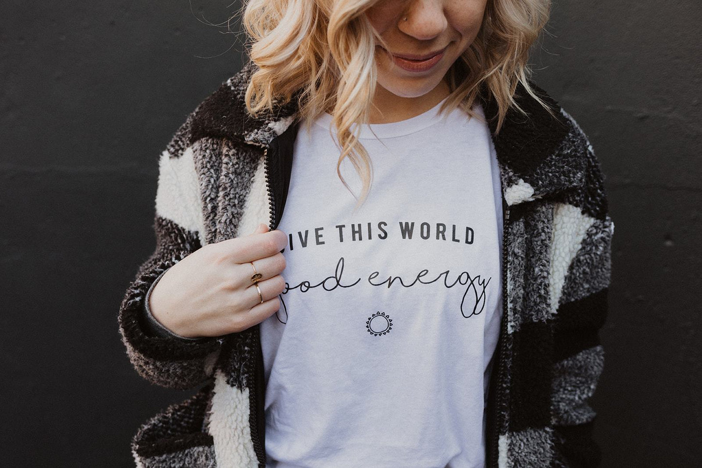 Give This World Good Energy - Muscle Tank